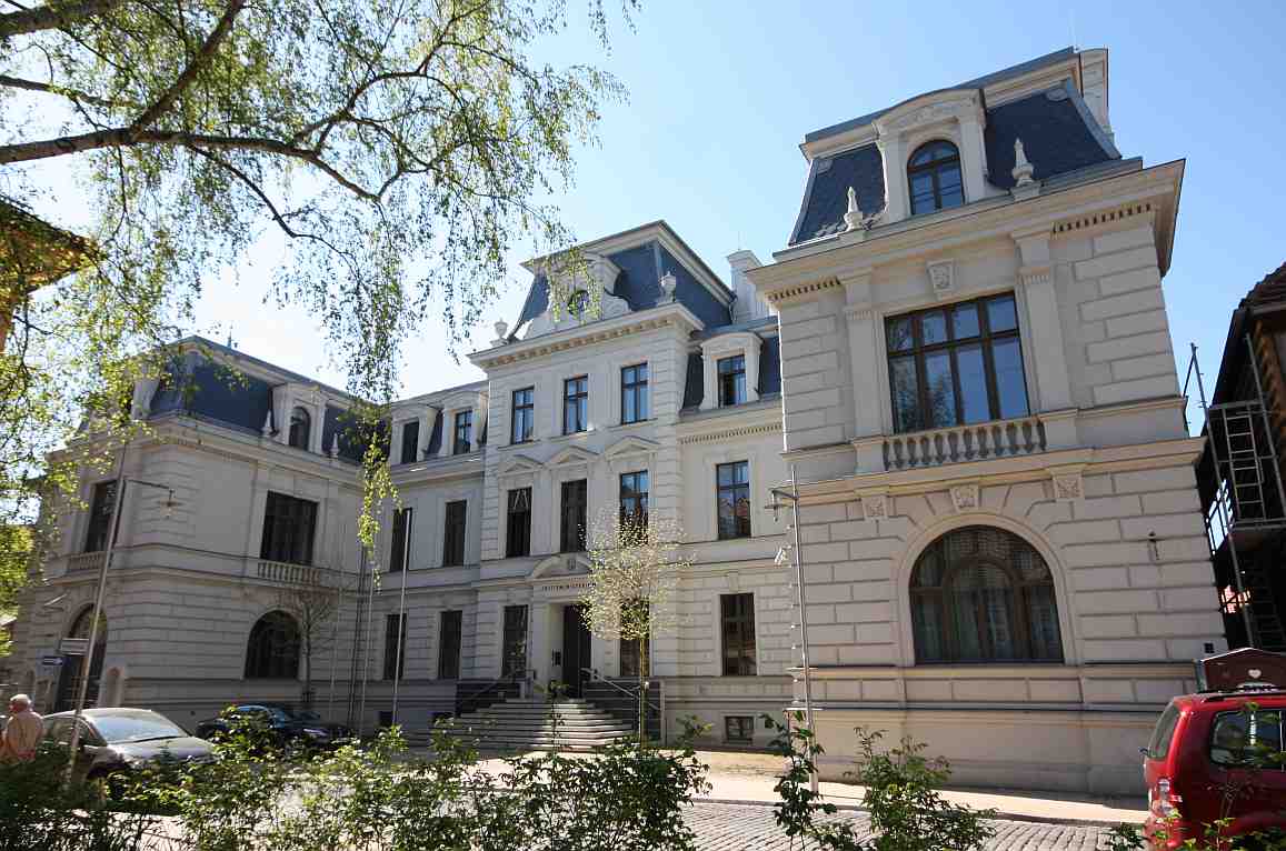 Palais