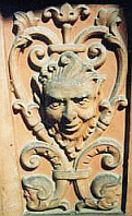 Drolerie an der Fassade